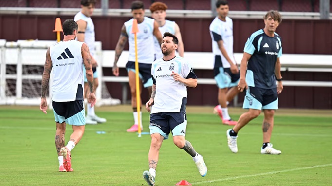 Desde las 21, Argentina enfrenta a Honduras en Texas en su primer amistoso pre Mundial
